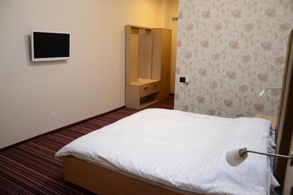 Zenti Plaza Hotel Drobeta Turnu Severin Bilik gambar